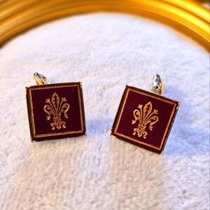 Vintage Gold and Burgundy Stamped Leather Fleur-de-Lis Cuff Links M1P13